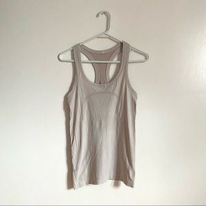 [SOLD] Lululemon swiftly tech tank size 4
